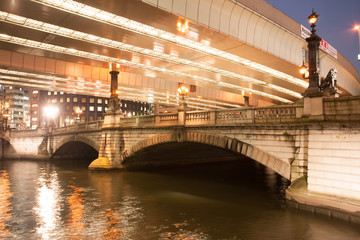 夜の日本橋