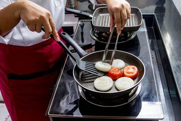 grilled onion and tomato