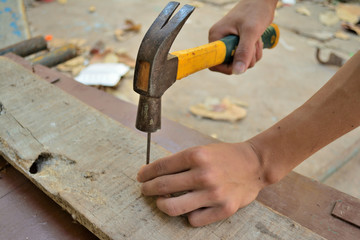 handle Hammer hit the nail..