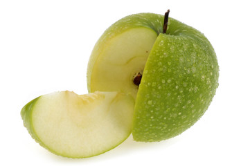Pomme verte coupée