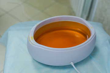 Wax bathtub