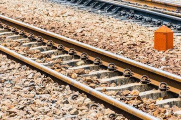 Naklejka premium close up to the railroad tracks