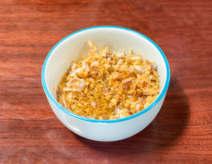 Fried garlic with oil in cup