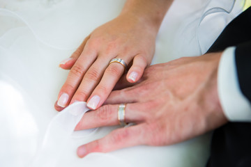 Obraz na płótnie Canvas wedding-rings