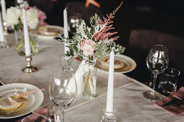 wedding table with beautiful flower decoration