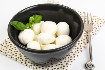 Mini mozzarella balls