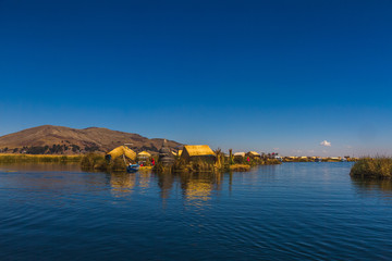 Fototapeta na wymiar Peru, Titicaca lake, Uros Islands (cane islands).