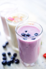 yogurt with berries