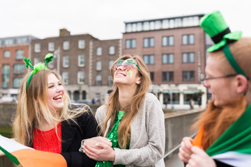 Group of Friends Having Fun During St Patrick 's Day in Dublin I