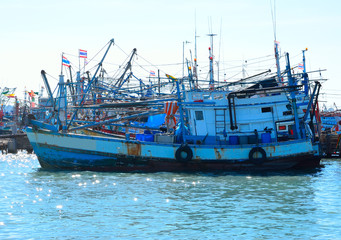 Fototapeta na wymiar fishing boat at fishing port