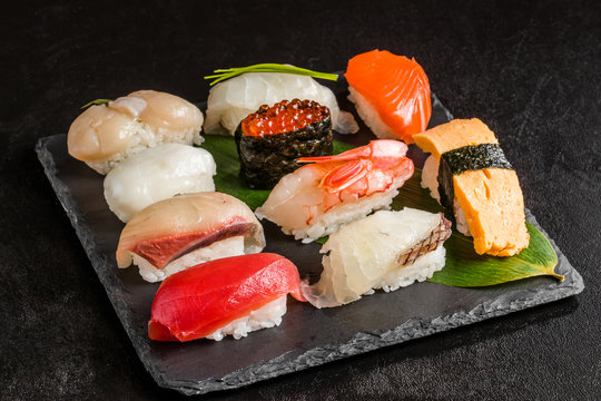 本格握り寿司　 Japanese gourmet genuine finger sushi