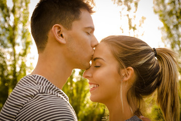 Fototapeta premium Perfect moment for a kiss