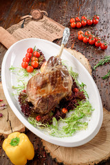 Meat ribs with tomato