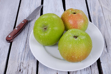 fresh apples