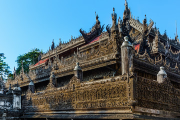Naklejka premium Shwenandaw Monastery at Mandalay city in yanmar