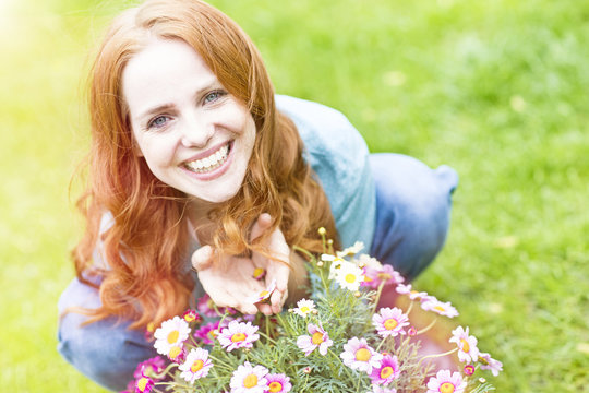 Frau mit Blumen 