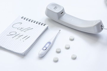 concept calling doctor to home check up
