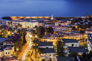 Fototapeta premium Panorama of Puerto de la Cruz Acantilados de los Gigantes