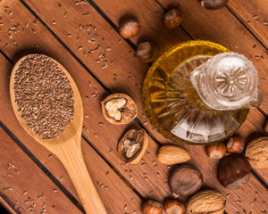 Healthy Fat. Nuts, Olive oil and linseeds. Omega 3