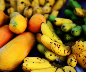 bananas and papaya ripe