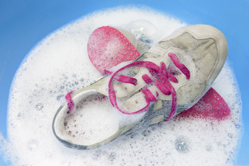 washing sneakers