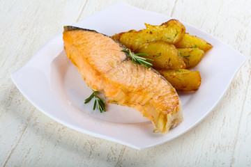 Baked salmon with potato