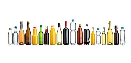 Reihe verschiedener Flaschen