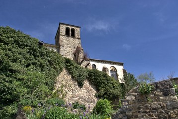 Fototapeta na wymiar Die Chapelle auf dem Felsen von Chabanne, Auvergne