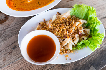 Fried squid with garlic pepper
