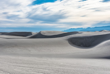 Fototapeta na wymiar Waves of Dunes