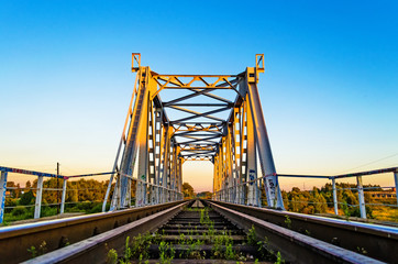Fototapeta premium Bridge railway path