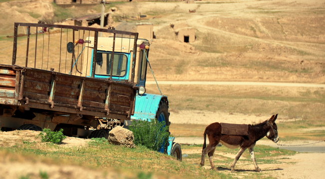 Transportmittel auf dem Weg entlang der Seidenstra&szlig;e in Richtung Samarkant 