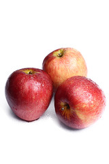 Fototapeta na wymiar jabłka trzy czerwone