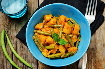 Coconut green beans potatoes curry