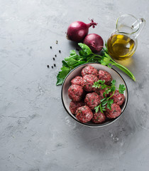 Raw meatballs