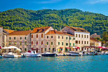 Obraz na płótnie Canvas Stari Grad waterfront view un Hvar