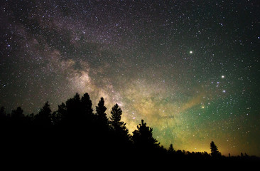 Obraz na płótnie Canvas Milkyway Skyline