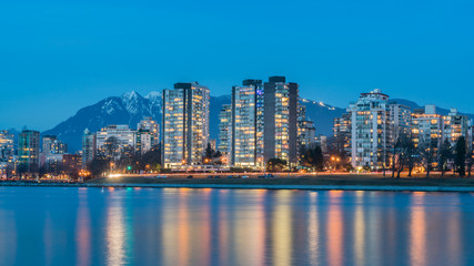 Fototapeta premium downtown Vancouver Canada and reflections