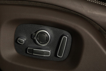  seat adjustment