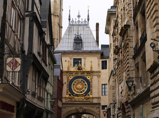 Gros-Horloge or Clock Tower in Rouen, France - obrazy, fototapety, plakaty