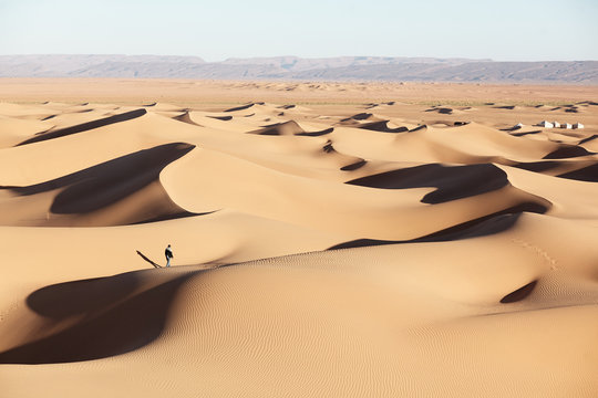 Sand dunes, Sahara Desert, Morocco, North Africa 