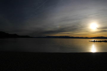 Fototapeta premium Cloudy sunset at Lake Tahoe