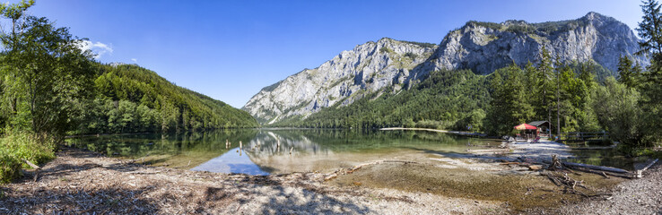 Fototapeta na wymiar Lake Leopoldsteiner near Eisenerz in Styria, Austria