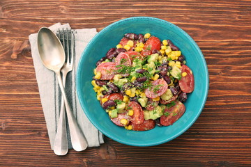 Black bean salad with avocado