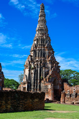 Obraz premium Majestic ruins of 1629 Wat Chai Watthanaram built by King Prasat