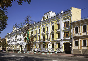 Fototapeta na wymiar Vladimir street in Kiev. Ukraine