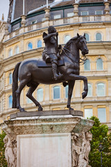 Fototapeta na wymiar London Trafalgar Square King Charles I