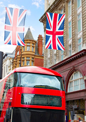 Fototapeta na wymiar London bus Oxford Street W1 Westminster