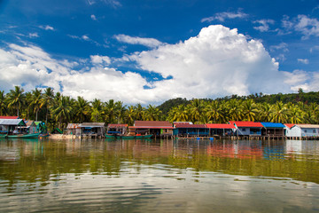 Obraz premium Floatting village, Cambodia, Tonle Sap, Koh Rong island. Floatin