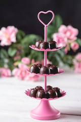 Tasty valentines sweets with roses